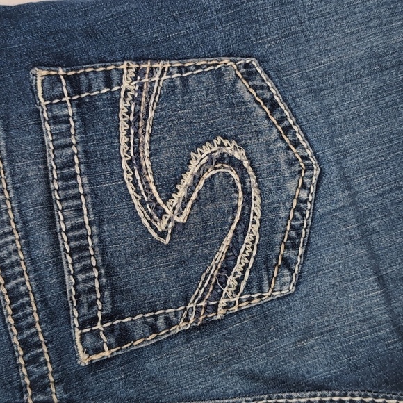 Silver Jeans Natsuki Short 5 Inch Inseam Midrise Size 27 - Picture 5 of 6